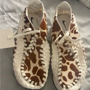 Nike Women's Sneakers - White and Brown